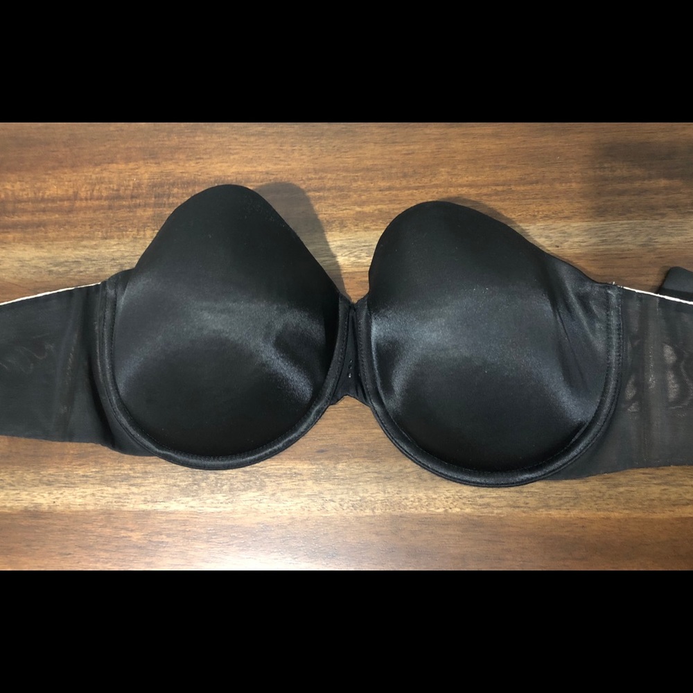 Victoria’s Secret Biofit Strapless Bra 36DD